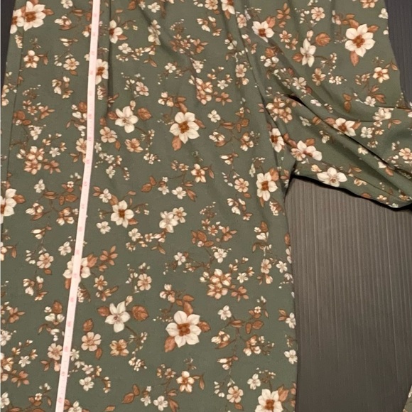 Boho Cottagecore Floral OliveGreen Jumpsuit Wide Legs Size M - Picture 5 of 8
